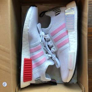Women’s Adidas Originals NMD_R1 (size 7)